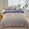 Conjunto Romântico de Gaze Dupla Camada Quatro Peças Capa de Edredom Espessa Lençol de Dormitório Conjunto de Quatro Peças Roupa de Cama Imitação de Linho Saia de Cama 4 Peças
