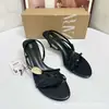 Za2025 Novo Estilo Outono Tanga Personalizada Salto Alto com Tiras Metálicas nas Costas e Fivelas Sandálias de Bico Fino para Mulheres