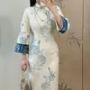 Nuevo Vestido Estilo Chino Estilo Nacional Forrado de Polar Mejorado Estilo Joven Estampado Ajustado Vestido de Mujer Otoño e Invierno 2025