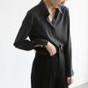 SS STUUIO Camisa de Principios de Otoño para Mujer Sentido del Diseño Nicho Commuter Gris Oscuro Camisa de Satén Apilada Top de Manga Larga