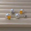 Os Novos Brincos Elegantes de Arco do Triunfo da Celi Podem Ser Separados e Usados de Múltiplas Maneiras, Apresentando Pérolas, Simples e Versáteis para o Dia a Dia, com Hastes de Prata 925