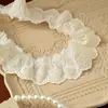 Corazón de Bordado de Hilo de Algodón Arrugado Blanco y Albaricoque de 5 cm con Encaje de Algodón para Decoración DIY de Cuellos y Puños de Ropa