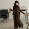 Conjunto de Otoño e Invierno para Niñas 2026 Nuevo Estilo Coreano Dulce para Niñas Mayores, Conjunto de Chaleco de Lana y Pantalones de Pierna Ancha, Moderno