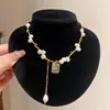 Fragmentos Dorados Perlados~Collar de Plata y Perlas Estilo Lujo Ligero, Exquisita Cadena para Clavícula con Temperamento Vintage, Joyería de Gama Alta de Nicho