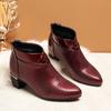 Sapatos de algodão de couro macio mulheres grossas com 2024 outono e inverno novas botas femininas Joker fundo macio botas curtas femininas pontiagudas uma geração de cabelo