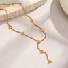 Colar de aço inoxidável banhado a ouro transfronteiriço estilo ins com pingente em formato de Y com múltiplos corações, corrente simples e delicada para clavícula, nicho, atacado
