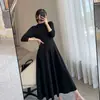 Vestido Preto Gola Redonda Manga Longa Estilo Coreano 2025 Outono Novo Sexy Elegante Emagrecimento da Cintura Look Saia Longa