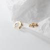 Aurchi Aretes de Flores de Plata S925 Estilo Coreano Simple Elegante Pequeño Fresco Flor de Tres Pétalos Aretes de Diamantes M00212