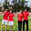 Roupas de Primavera e Verão Uniforme Escolar para Alunos do Ensino Fundamental e Médio Uniforme Escolar Novo Conjunto de Camiseta de Manga Curta Roupas Casuais para a Aula Roupas Esportivas