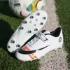 Nuevos Zapatos Deportivos de Exterior de Suela Dura para Hombre y Mujer Zapatos de Fútbol de Caña Baja Zapatillas de Correr con Tacos Largos y Cortos Tacos
