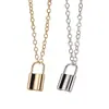 Colar Pingente Metal Chave Cadeado Retro Europeu e Americano Cruzado Moda Criativa Versátil Colar Multicamadas para Mulheres