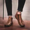 Botas Masculinas Transfronteiriças Primavera e Outono Tamanho Grande Zíper Lateral Botas Masculinas de Couro Outdoor Casual Costuradas à Mão Cano Médio Sapatos Masculinos