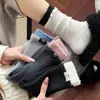 Calcetines Suaves y Acogedores de Lana para Mujer, Otoño e Invierno Espesos Cálidos Calcetines de Media Pantorrilla con Lazo Bloque de Color, Calcetines Arrugados con Etiqueta de Tela Blanca Estilo Japonés