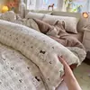 Juego de ropa de cama de cuatro piezas de algodón acolchado de Clase A con gasa de doble capa, sábana, funda de edredón, juego de tres piezas para dormitorio de estudiante, textiles para el hogar de Nantong