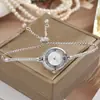 Relógio Pulseira Compacto Sexy de Tira Fina Exquisito e Versátil Relógio Pulseira Grátis Areia Movediça Strass Quartzo Relógio para Estudante Feminino