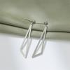 Pendientes de viento frío de moda europea y americana, pendientes largos de temperamento coreano con triángulos simples, pendientes geométricos de acero inoxidable para mujer