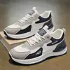 Nuevos Zapatos de Running Transpirables de Malla para Hombre Transfronterizos Modernos Versátiles Zapatos Casuales Cómodos Suela Suave Zapatos Deportivos Zapatos para Aumentar la Altura