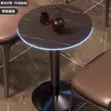 Cafetería Tienda de Té de Leche Retro Sofá de un/doble asiento Salón de Música Pequeño Bar de Vinos Cabinas de Restaurante Occidental Mesas y Sillas