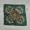 Pañuelo cuadrado estampado de leopardo bufanda coreana femenina de seda versátil pañuelo para el pelo bufanda retro flor de anacardo pañuelo cuadrado pequeño venta al por mayor