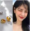 Pendientes estilo Hong Kong, pendientes dorados para mujer, anillo 2024, nuevos pendientes, pendientes ligeros de lujo con temperamento para otoño e invierno.