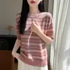 Nova Camiseta Jacquard Color Block Listrada de Malha com Gola Redonda e Manga Curta em Tencel Lyocell Estilo Fresco Primavera/Verão 2026
