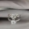 En stock en Fan Yue: Anillo de Moissanita para Mujer 0.5-1 Quilate Plata S925 Chapado en Oro, Venta Directa de Fábrica