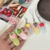 Lindo llavero de chancla de fruta brillante, correa para teléfono, colgante realista de chancla para bolso, accesorio de regalo para mejores amigos