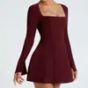 Vestido Corto Elegante de Color Sólido de Manga Larga con Cuello Cuadrado Estilo Francés, Otoño 2025, Transfronterizo Europeo y Americano, Delgado, Línea A, Venta al por Mayor