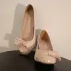 Tacones Altos de Lunares Estilo Francés para Mujer, Novedad Versátil de Principios de Primavera 2026, Zapatos Individuales Slip-On de Boca Baja para el Trabajo