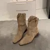 Temporada de Primer Encuentro~Botas Martin de Tacón Medio con Cuello en V para Mujer Botas 2026 Otoño/Invierno Botas Arrugadas de Gamuza Marrón Melado Botas Cortas Ajustadas