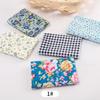 Cabeza de tela rota hecha a mano diy patchwork ropa de muñeca tela bolsita bolsita enseñanza de jardín de infantes tela floral pequeña tela cero