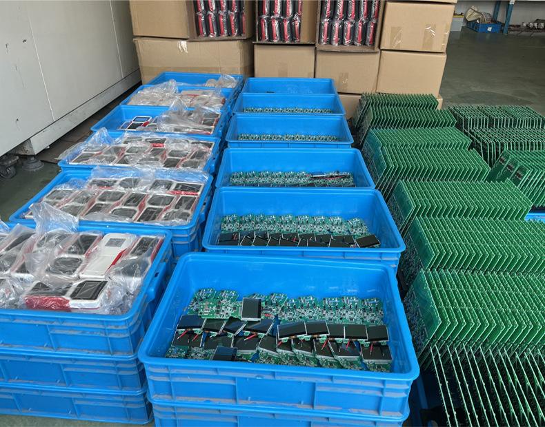 万用表、光伏万用表、太阳能万用表、光伏专用万用表、高电压万用表、真有效值光伏万用表、光伏电压电流测试仪、太阳能板检测万用表、组串式光伏万用表、IV曲线测试万用表、蓝牙光伏万用表、光伏电站运维万用表、户用光伏安装检测工具、电工万用表、新能源万用表