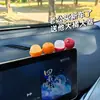 Buena Suerte y FortunaTodo Sale Bien Mini Sanación Lindo Lichi y Naranja Adorno para Coche Accesorio Creativo Decorativo