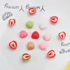 Juguetes de Comida Miniatura de Simulación Mini Fresa Pegamento de Crema DIY Adornos Accesorios de Resina Pasadores Hechos a Mano Imanes para Refrigerador