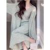 Otoño e invierno nuevo vestido de dos piezas de color sólido con tirantes para mujer, elegante, a la moda, holgado, estilo perezoso, suéter, abrigo, moderno