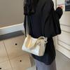 Bolso Pequeño Plateado para Mujer, Moda Verano 2026 Estilo Nuevo, Bolso de Hombro Versátil y Elegante, Adecuado para Viajar al Trabajo, Bolso Cruzado Tipo Almohada