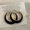 Brincos de Veludo Outono e Inverno com Personalidade Exagerada para Mulheres, Design de Nicho, Moda de Luxo Leve, Tendência para o Trabalho, Brincos Versáteis e Brincos