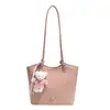 Bolsa Tote Tecida Artesanal Retro de Nicho para Mulheres 2026 Nova Tendência Bolsa de Grande Capacidade para Trabalho e Trajeto Bolsa de Ombro Fashion