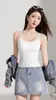 Nova coleção outono/inverno: uma camisola de renda pura e sedutora com acabamento escovado, apresentando um sutiã embutido e projetada como uma camada interna quente