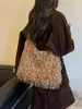 Bolso de Felpa Esponjoso Otoño/Invierno para Mujer 2026 Nuevo de Moda Tendencia Bolso de Hombro Único Gran Capacidad Popular El Más Vendido Bolso Tote de Piel
