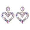 Europa y Estados Unidos aretes nuevos transfronterizos asimétricos color diamante huecos forma de corazón tendencia de moda aretes para fiesta