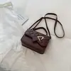 Bolso de hombro nuevo estilo coreano, de nicho y alta calidad 2026; bolso pequeño cuadrado de moda y con estilo para mujer; bolso bandolera casual, versátil y sencillo
