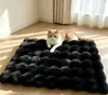 Alfombra para Mascotas de Peluche Conejo Burbuja, Cojín de Felpa Antideslizante, Directo del Fabricante, Cálido para Otoño e Invierno, Adecuado para Gatos y Perros, Disponible para Dropshipping