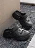 [Atacado de Fábrica] Tamancos de Solado Grosso em EVA para Mulheres com Decorações de Desenho Animado, Design Fechado na Ponta, Sapatos Versáteis para Jardim, Macios e Elásticos, Antiderrapantes