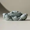 Pedra Arenito Verde Estilo Chinês Atrai Fortuna Decoração de Mesa para Casa Pet de Chá Pequeno Ornamento, Peixe com Riqueza na Mão Decoração de Micro-Paisagem para Aquário