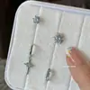 Brincos de Orelha Luxuosos Studs Azuis Brilhantes Cravejados de Diamantes, Brincos Empilháveis para Múltiplos Piercings, Brincos Delicados e Versáteis para Homens e Mulheres