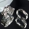 Anillo de Diseño Nicho Estilo Simple Frío Textura Oscura Estéreo Femenino Ins Estilo Frío Pareja Personalizado Anillo para Dedo Índice