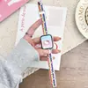 Adequado para Pulseiras de Apple Watch para as Gerações 1ª a 12ª/Ultra/Se, Pulseira de Relógio Estampada Kt com Listras Arco-Íris de Cintura Fina