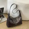 Cross2026 Otoño Invierno Nuevo Estilo Coreano Bolso de Axila de Cuero Suave con Cera Aceitosa para Mujer Bolso Cruzado de Hombro Único Versátil Simple Retro