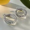 Pendientes de Círculo Plateado para Mujer Gama Alta Círculo Liso Estilo Frío Nicho Pendientes de Botón Puños para Oreja Joyería para Oreja Aros para Oreja 2024 Nuevo